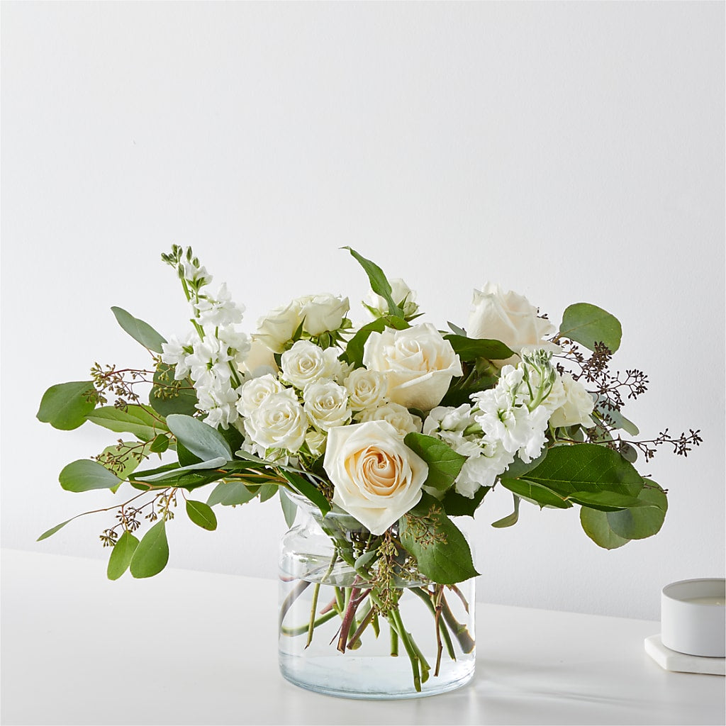 Fresh Linen Bouquet – LESSLY'S FLOWERS, Columbia Heights MN