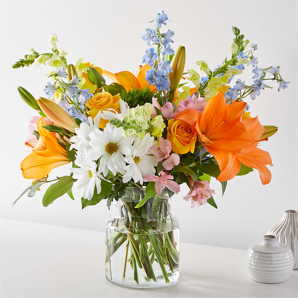 Sun Salutation Bouquet – LESSLY'S FLOWERS, Columbia Heights MN