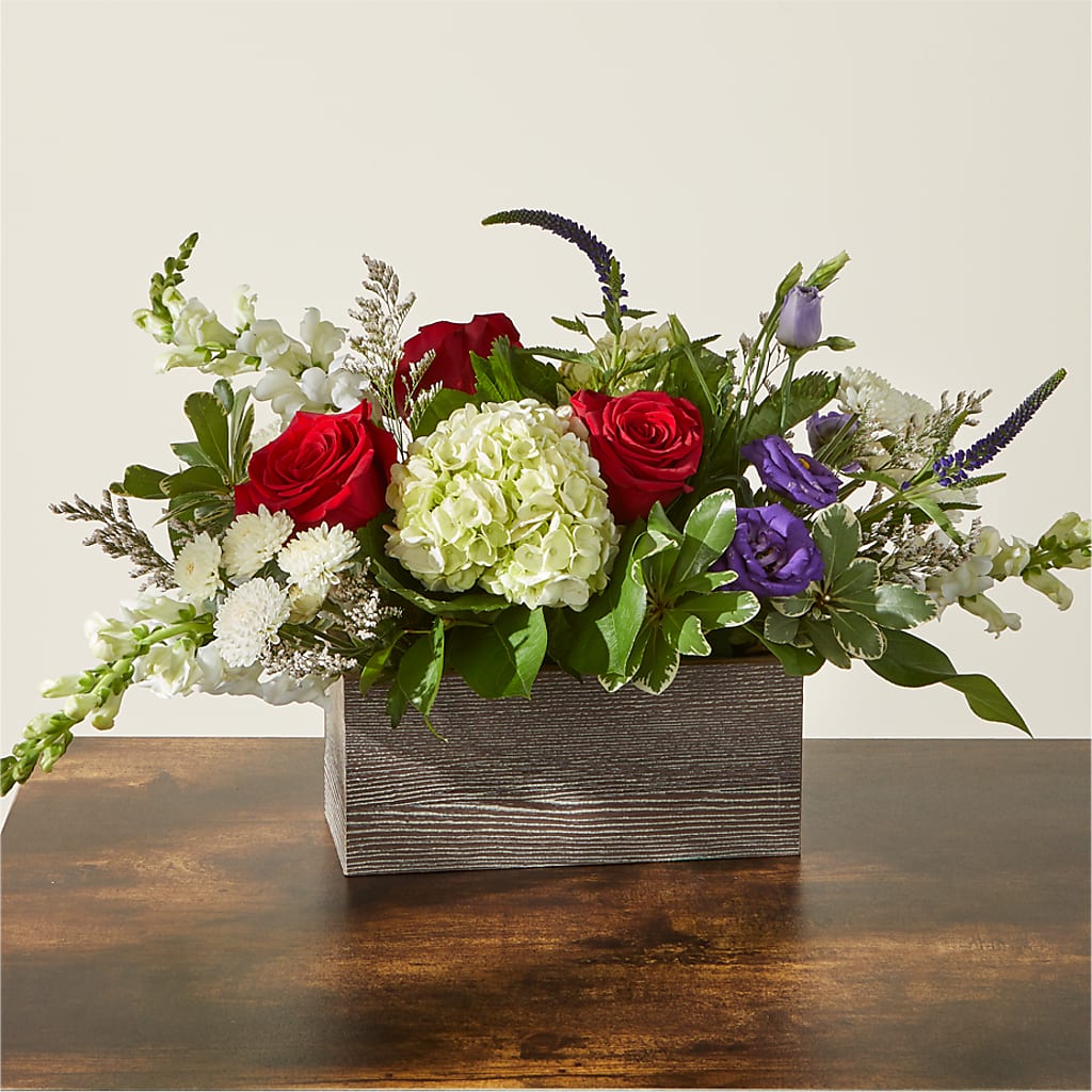 Sweet Magnolia Bouquet – LESSLY'S FLOWERS, Columbia Heights MN