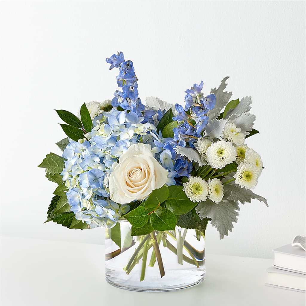 Clear Skies Bouquet – LESSLY'S FLOWERS, Columbia Heights MN