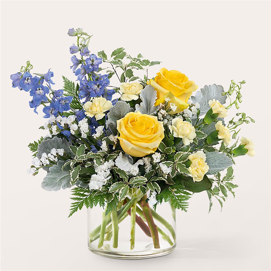 Butterfly Wings Bouquet – LESSLY'S FLOWERS, Columbia Heights MN