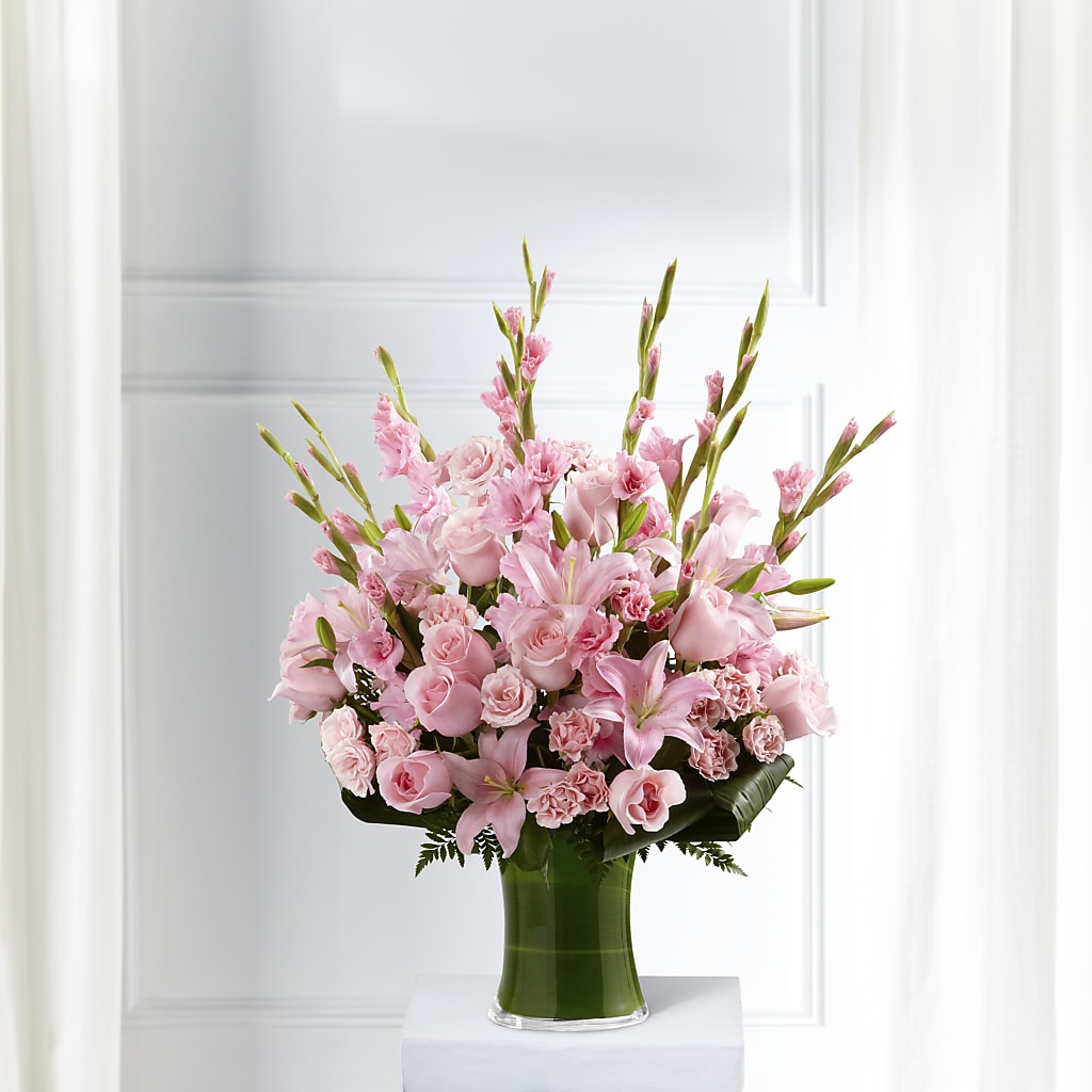 Lovely Tribute Bouquet – LESSLY'S FLOWERS, Columbia Heights MN