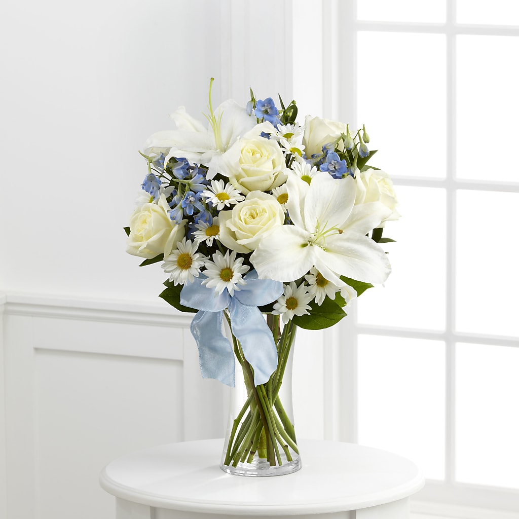 Sweet Peace Bouquet – LESSLY'S FLOWERS, Columbia Heights MN