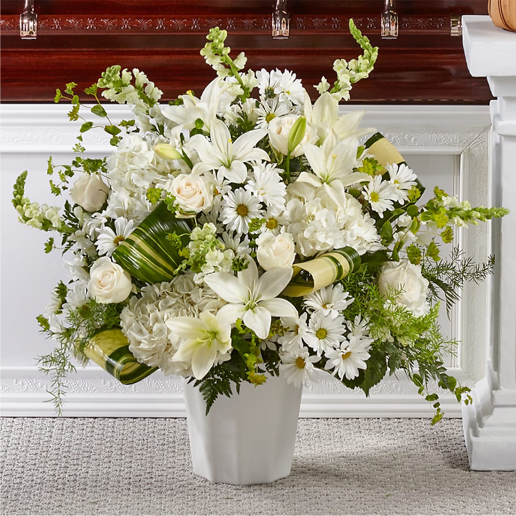 Thoughts of Tranquility Floor Basket – LESSLY'S FLOWERS, Columbia Heights MN