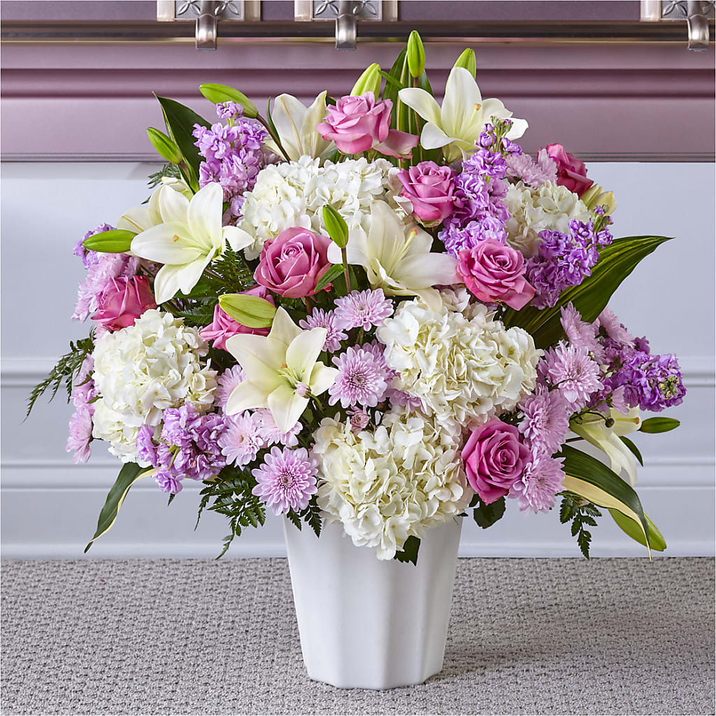 Heaven Sent Floor Basket – LESSLY'S FLOWERS, Columbia Heights MN