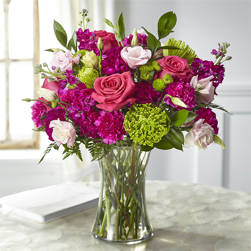 Everlasting Embrace Bouquet – LESSLY'S FLOWERS, Columbia Heights MN