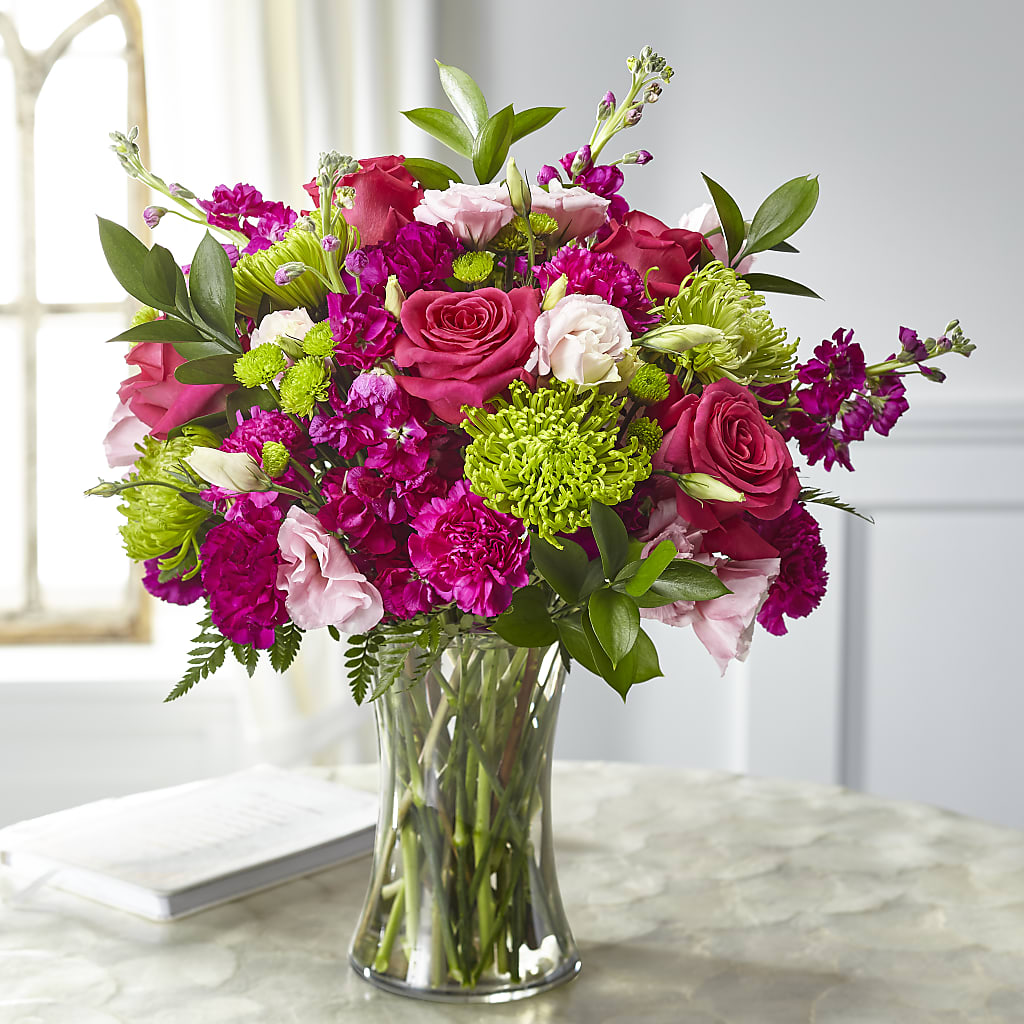 Everlasting Embrace Bouquet – LESSLY'S FLOWERS, Columbia Heights MN