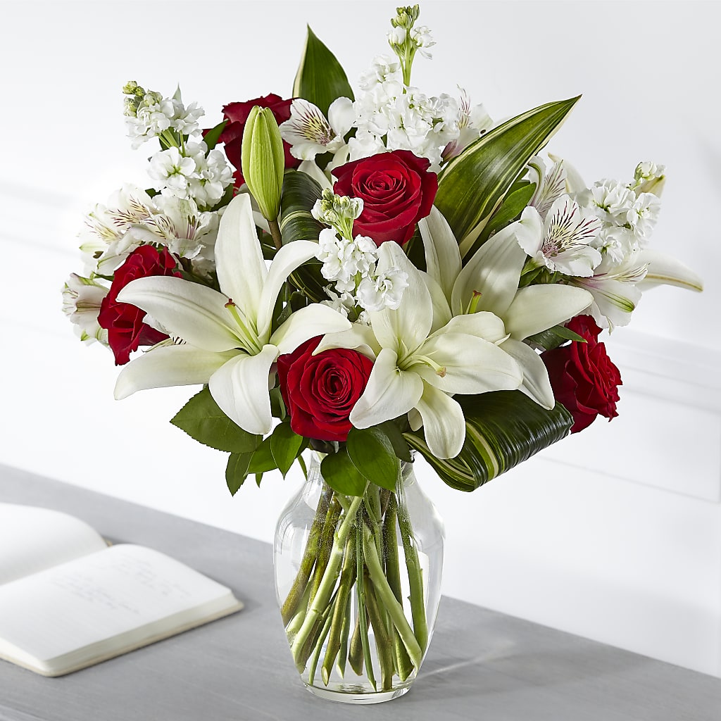 Loving Respect Bouquet – LESSLY'S FLOWERS, Columbia Heights MN