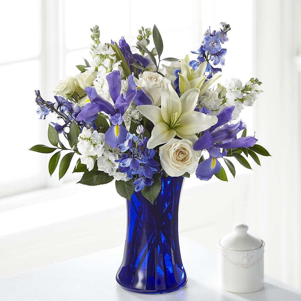Calming Comfort Bouquet – LESSLY'S FLOWERS, Columbia Heights MN