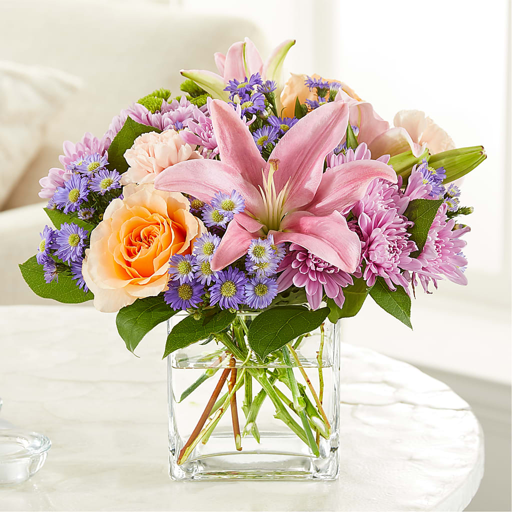 Delicate Details Bouquet – LESSLY'S FLOWERS, Columbia Heights MN