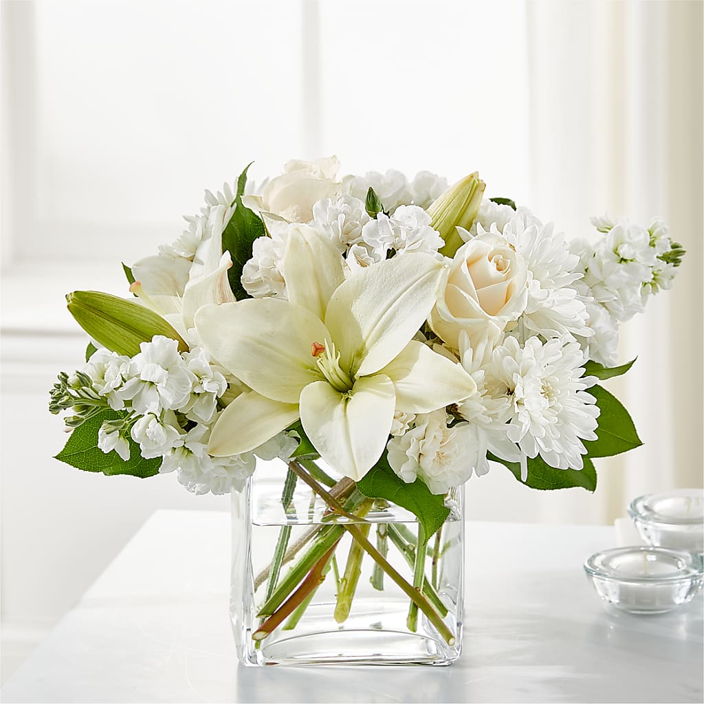 Gentle Breeze Bouquet – LESSLY'S FLOWERS, Columbia Heights MN