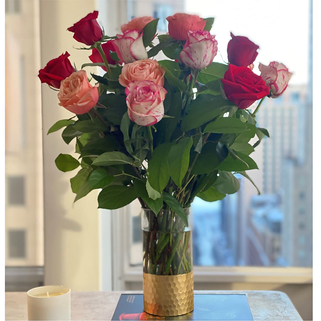 Ever After Rose Bouquet – LESSLY'S FLOWERS, Columbia Heights MN