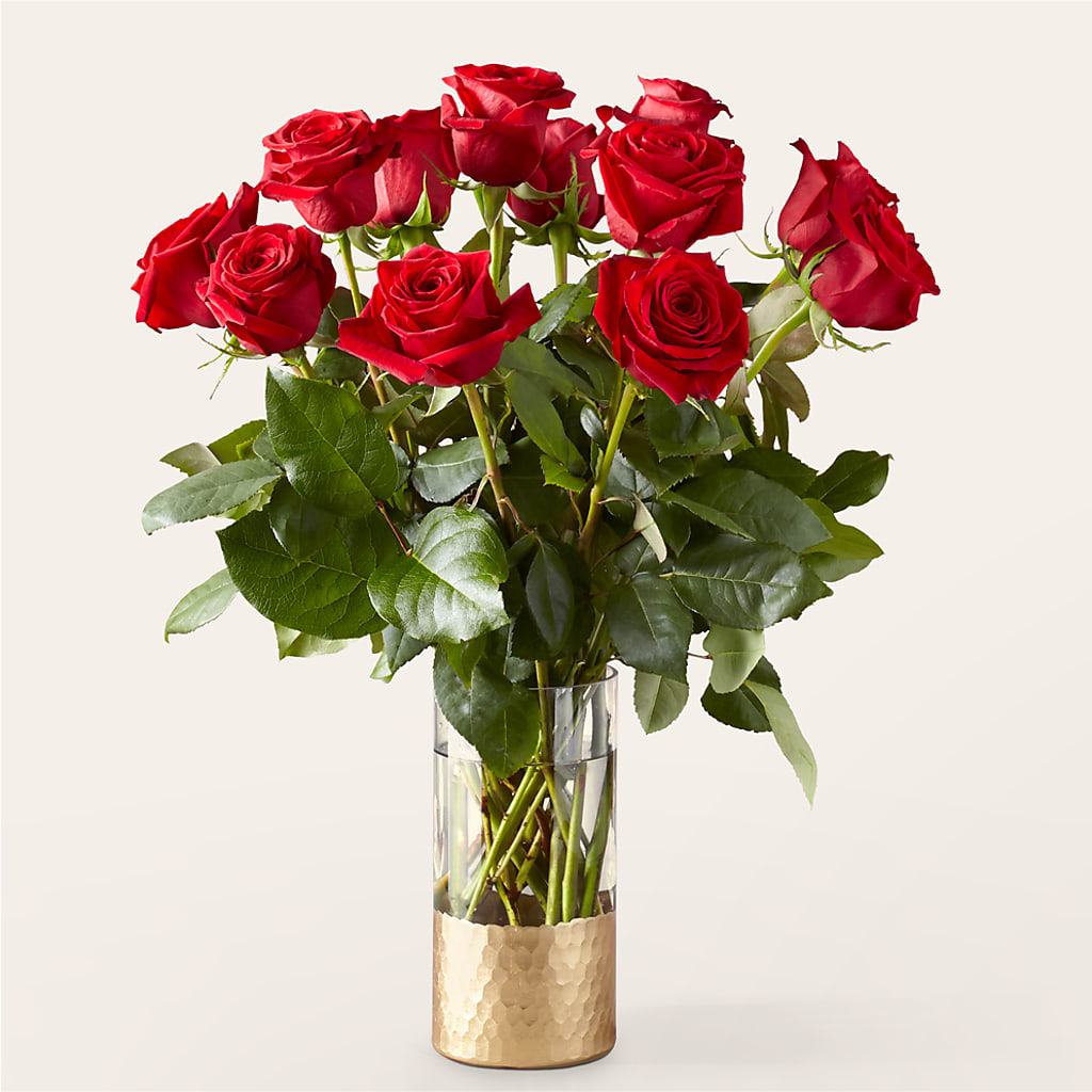 Classic Love Red Rose Bouquet – LESSLY'S FLOWERS, Columbia Heights MN
