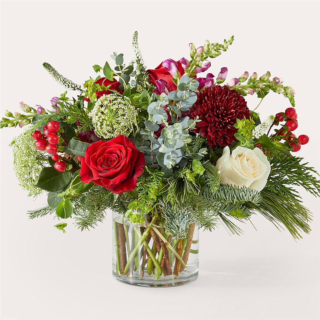 Cranberry Fizz Bouquet – LESSLY'S FLOWERS, Columbia Heights MN