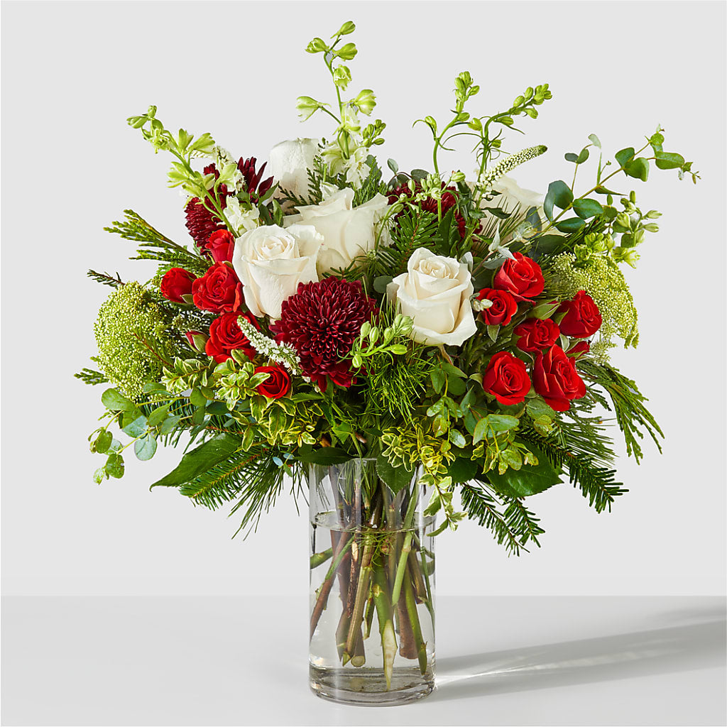Favorite Traditions Bouquet – LESSLY'S FLOWERS, Columbia Heights MN