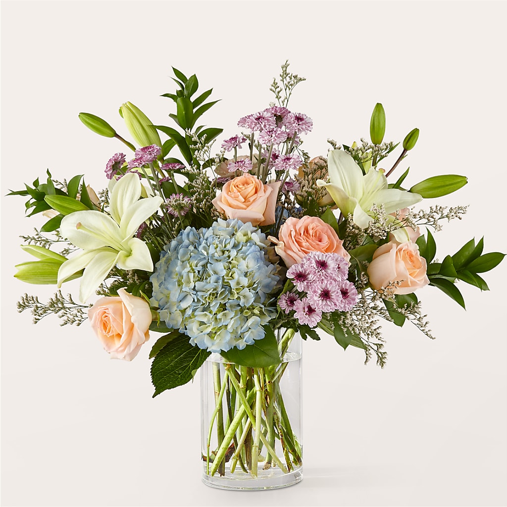 Slow Mornings Bouquet – LESSLY'S FLOWERS, Columbia Heights MN