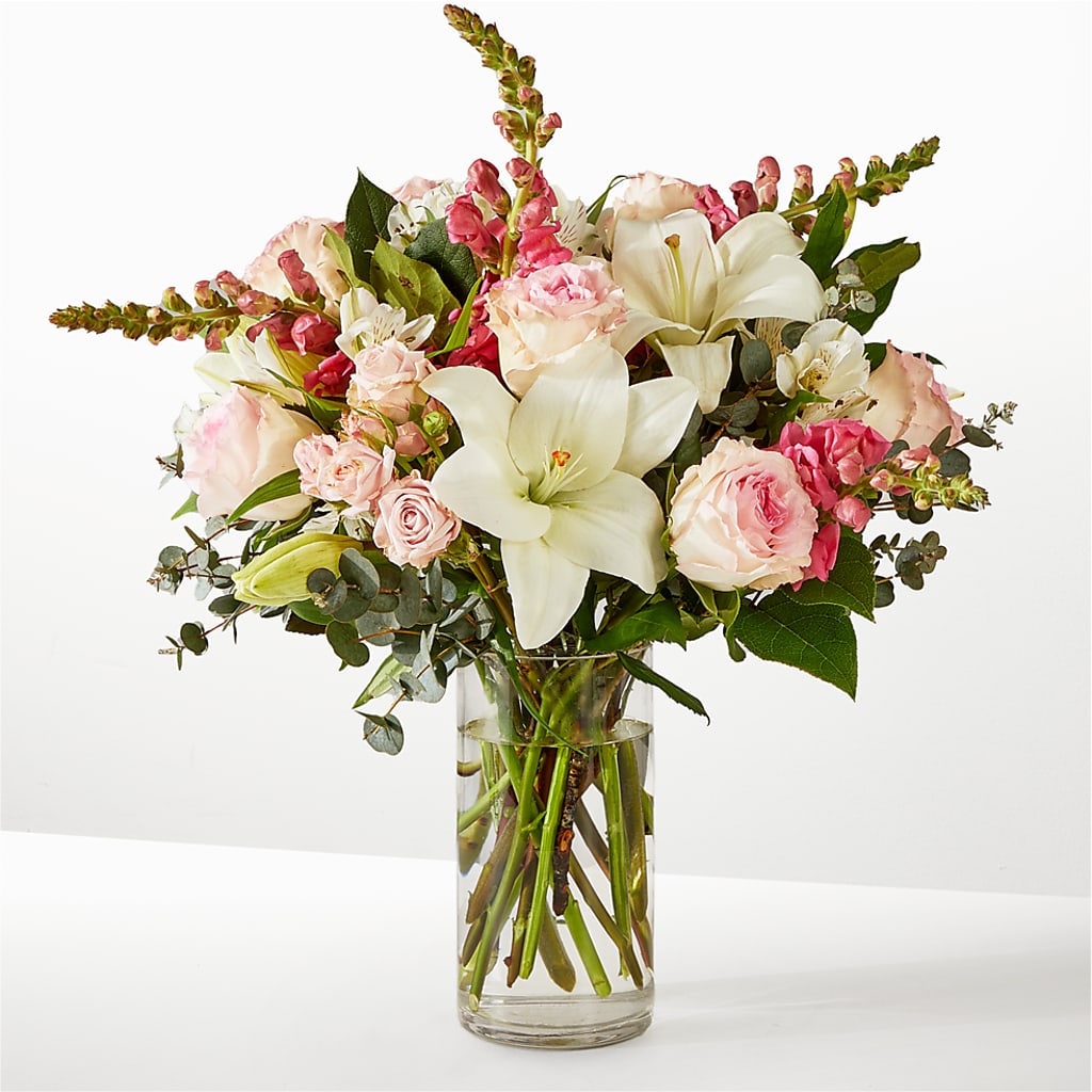 Ballet Slippers Bouquet – LESSLY'S FLOWERS, Columbia Heights MN