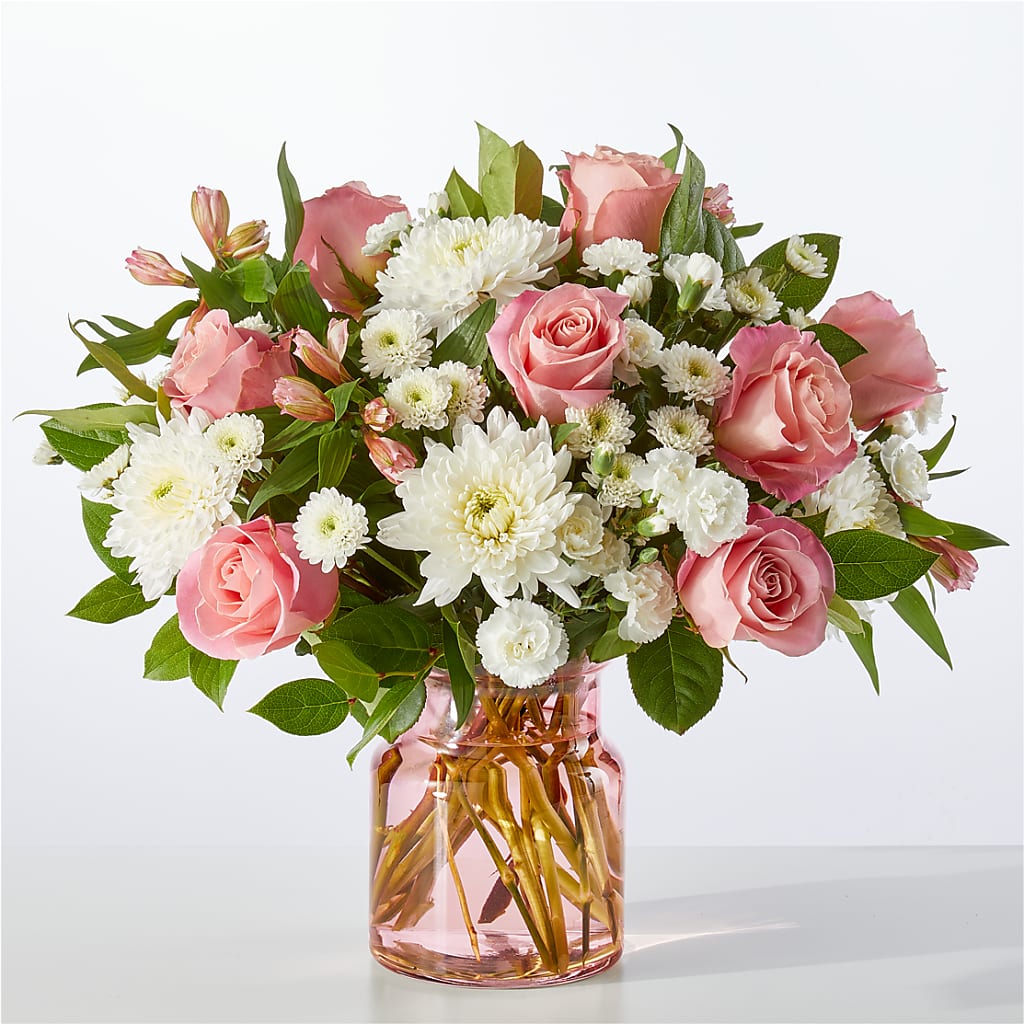 Infatuated Bouquet – LESSLY'S FLOWERS, Columbia Heights MN
