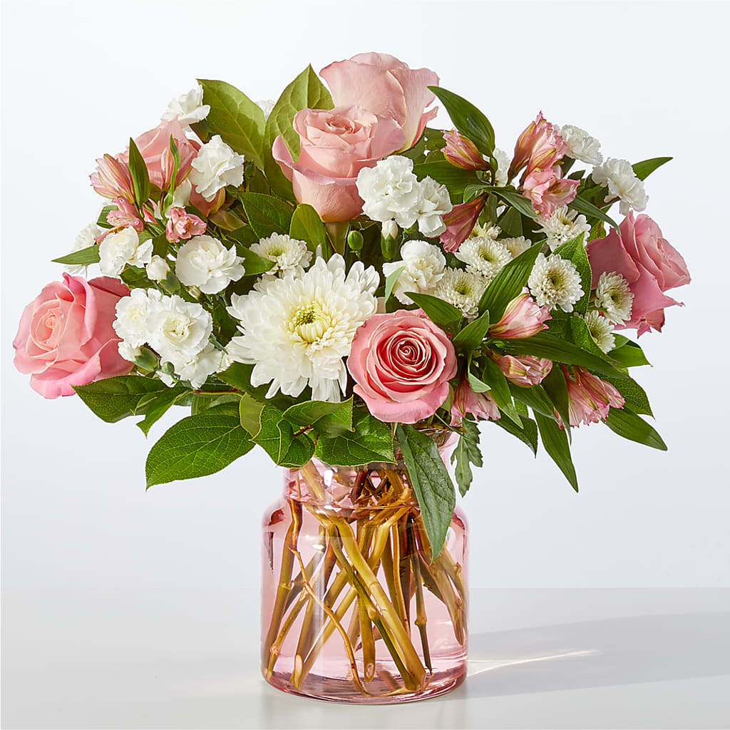 Infatuated Bouquet – LESSLY'S FLOWERS, Columbia Heights MN