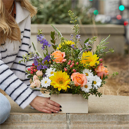 The Good Life Bouquet – LESSLY'S FLOWERS, Columbia Heights MN