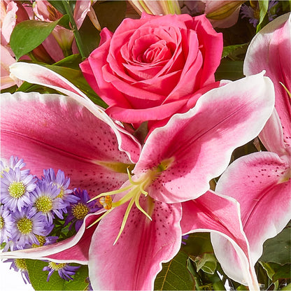 Written in the Stars Bouquet – LESSLY'S FLOWERS, Columbia Heights MN
