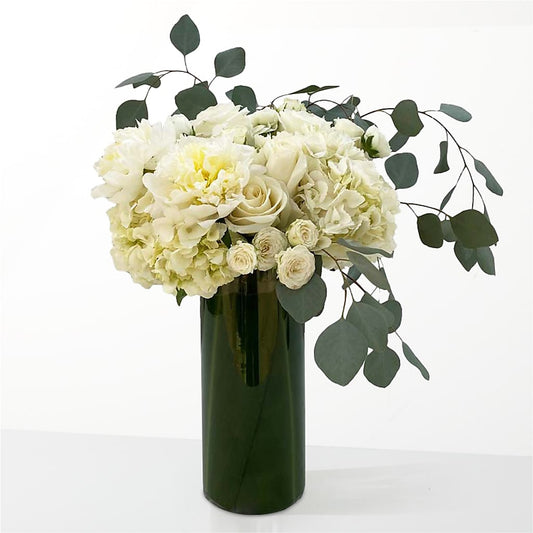 The Pearl – LESSLY'S FLOWERS, Columbia Heights MN