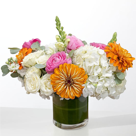 The Meet Cute – LESSLY'S FLOWERS, Columbia Heights MN