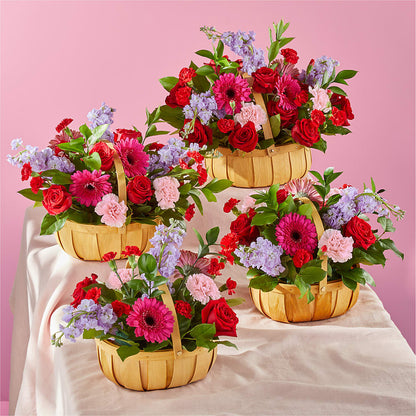 Pink Picnic Basket – LESSLY'S FLOWERS, Columbia Heights MN