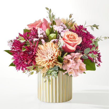 Berry Cobbler Bouquet with Ivory Vase – LESSLY'S FLOWERS, Columbia Heights MN