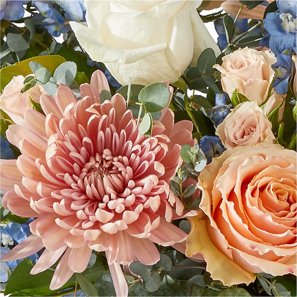 Inspired Bouquet – LESSLY'S FLOWERS, Columbia Heights MN