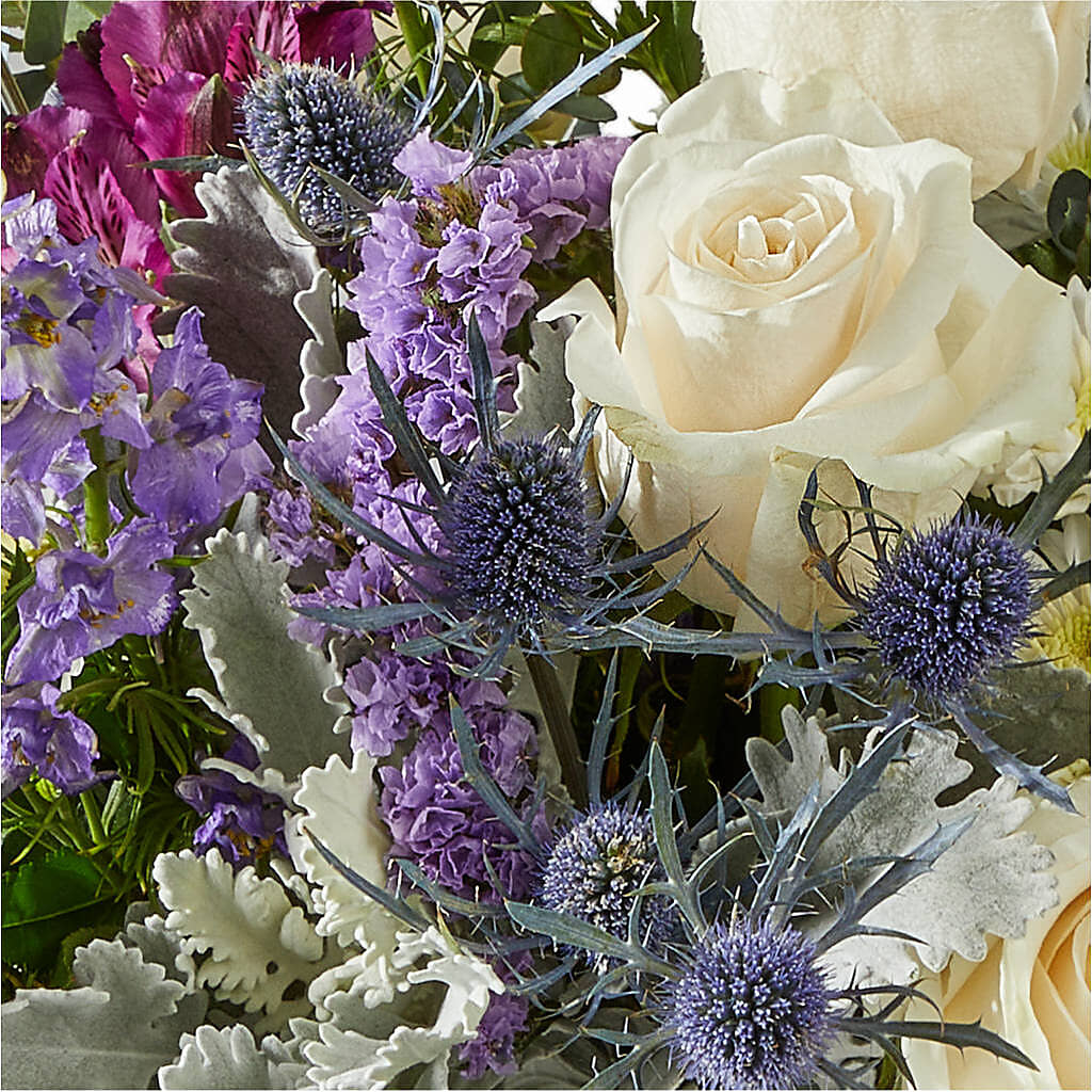 Shooting Star Bouquet – LESSLY'S FLOWERS, Columbia Heights MN