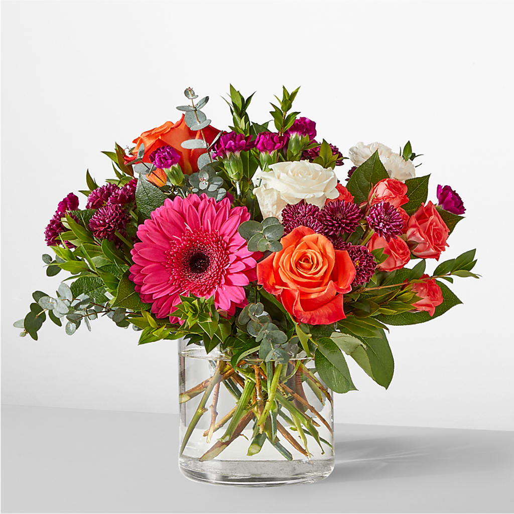 Smell the Roses Bouquet – LESSLY'S FLOWERS, Columbia Heights MN