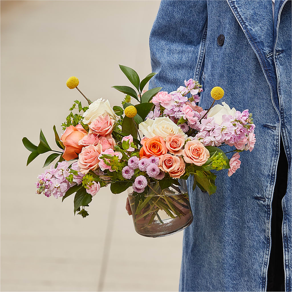French Market Bouquet – LESSLY'S FLOWERS, Columbia Heights MN