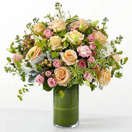 The Glamour Shot – LESSLY'S FLOWERS, Columbia Heights MN